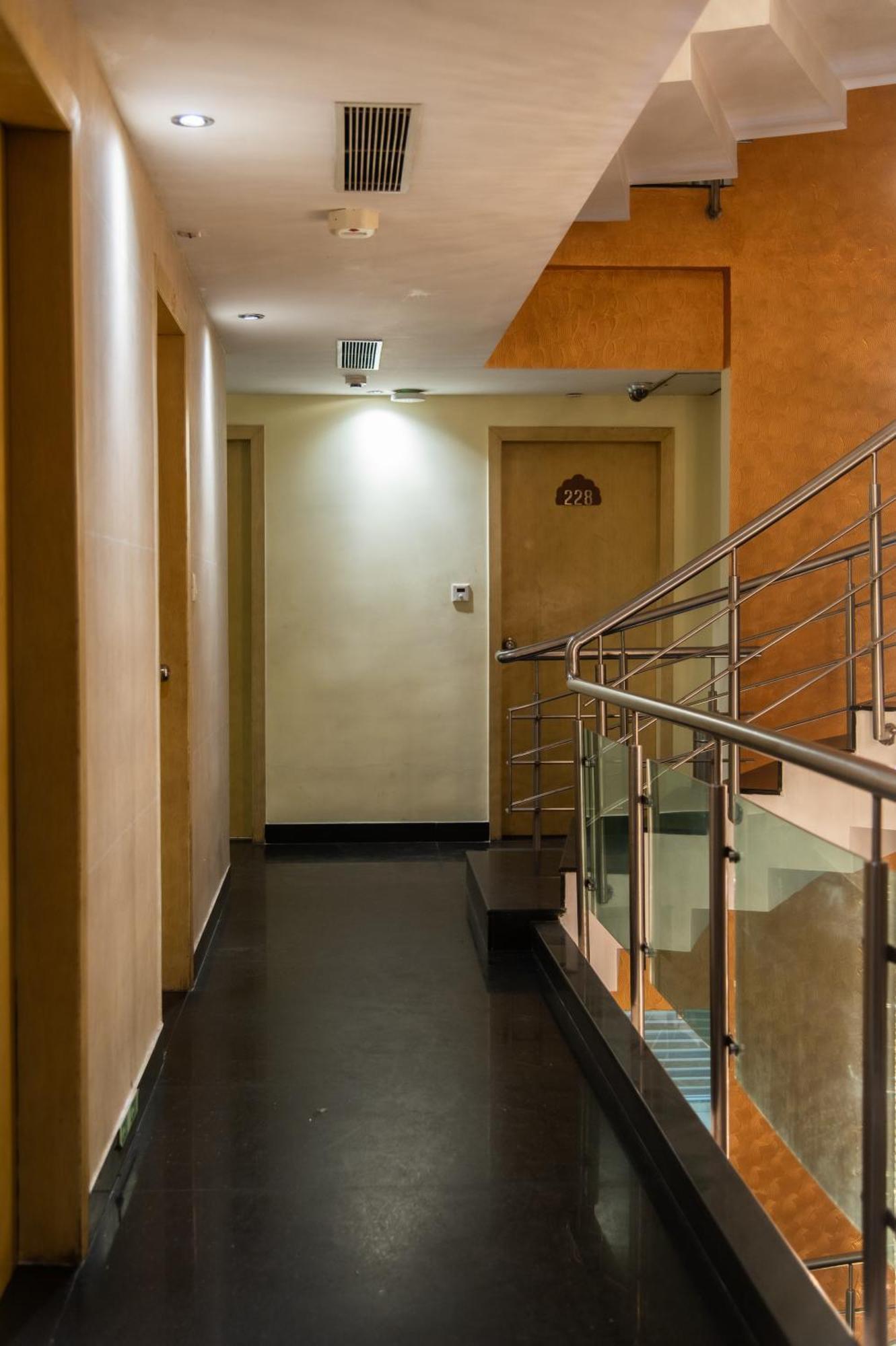 Mayur Hotel Neu-Delhi Exterior foto