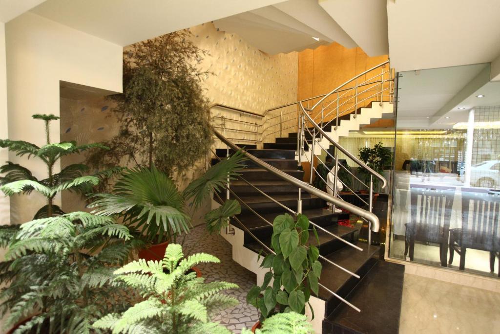 Mayur Hotel Neu-Delhi Exterior foto