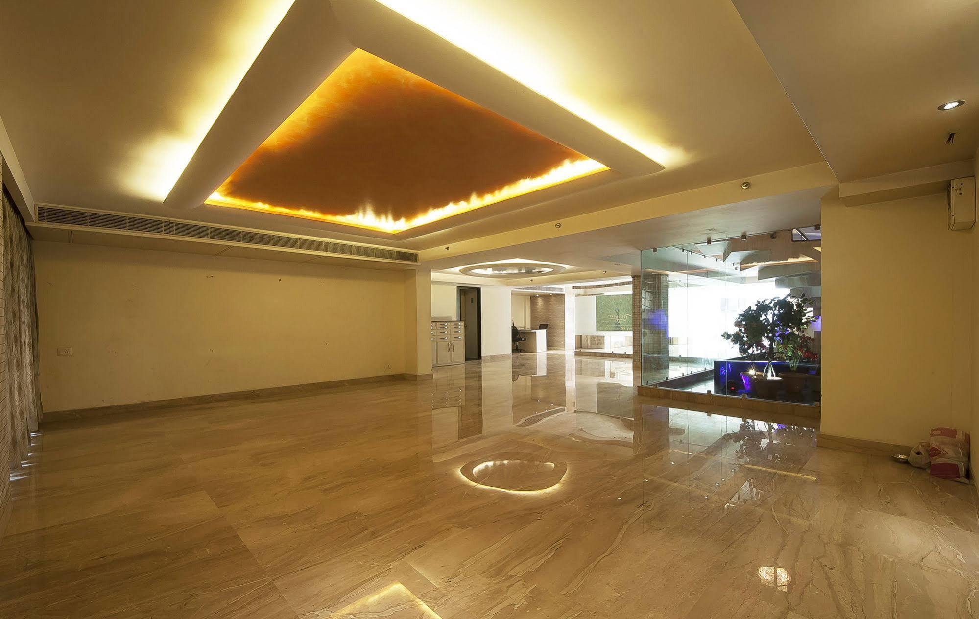 Mayur Hotel Neu-Delhi Exterior foto